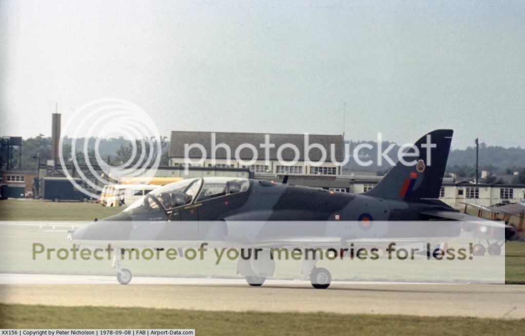 airport-datacom_aircraft_photo_3145.jpg
