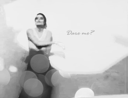 tumblr_m08ulxoBDz1qhhrf5o1_r2_500.gif